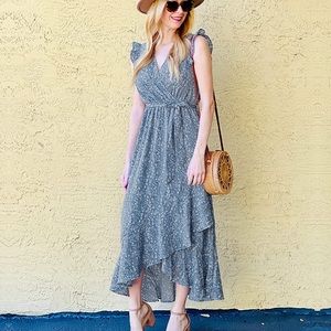V Neck Ruffle Cap Sleeveless Dress